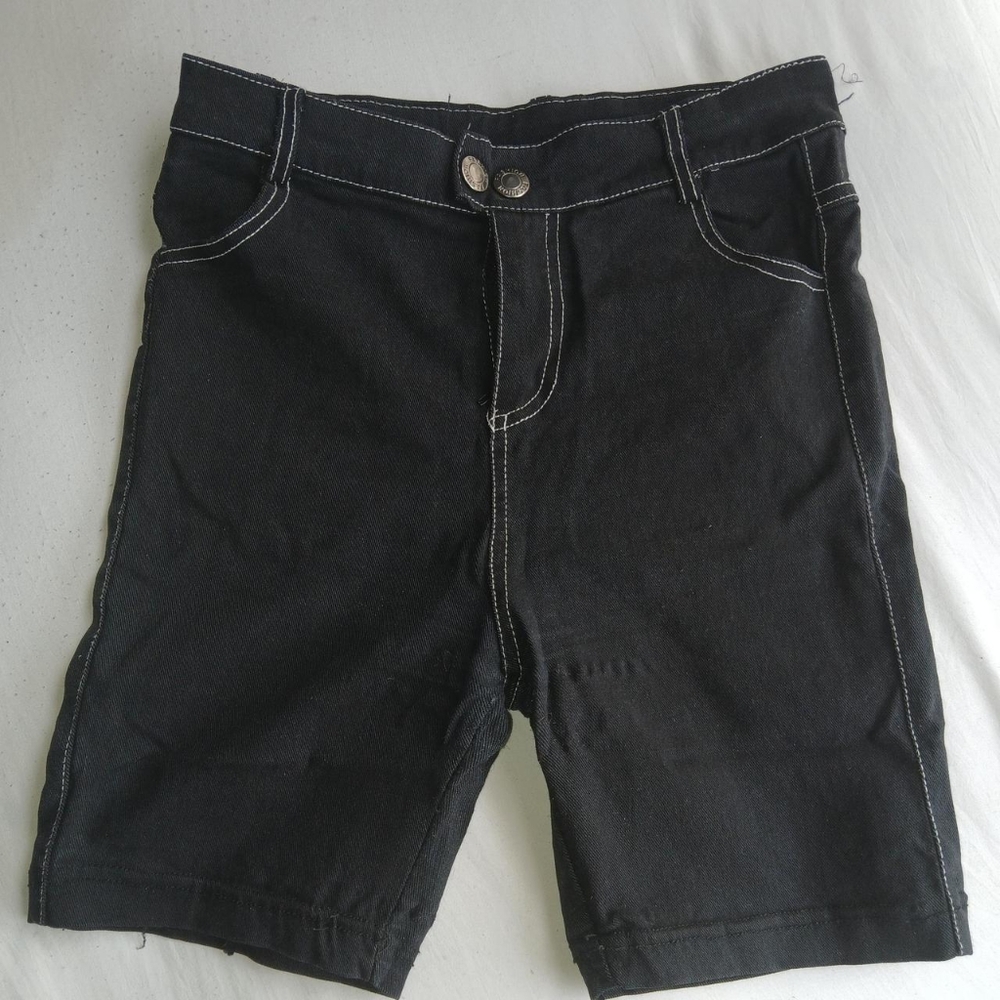 Black body fitting stretchy denim shorts size  small